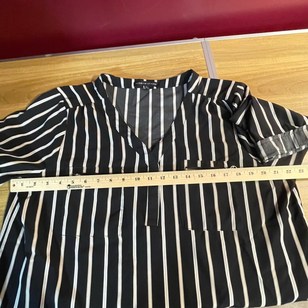 Adrienne Vittadini Black and White Boxy 3/4 Sleeve Blouse - Picture 4 of 7